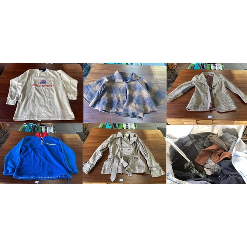 520 - Builders bag of assorted clothing including tweed jackets, coats, jumpers etc (various sizes)