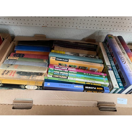 370 - 8 boxes books inc. 18 William J Locke, 6 James Herriot, 11 Alistair Maclean, 11 P.G. Woodhouse etc.