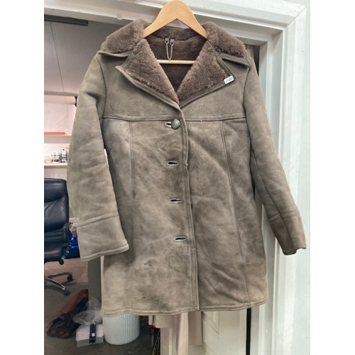 479 - 11 sheepskin coats and jackets including Topstyle, Bailey's, Wallace Saks (various sizes)