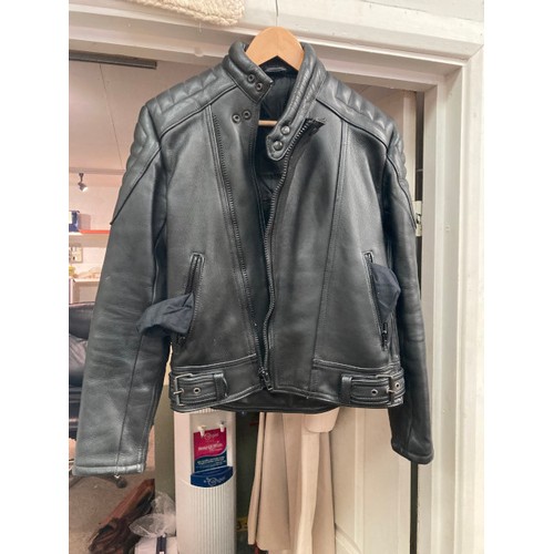 478 - Assorted leather bikers jackets etc (in various sizes)