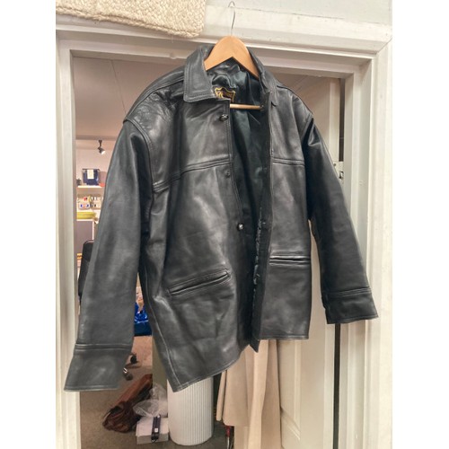 478 - Assorted leather bikers jackets etc (in various sizes)