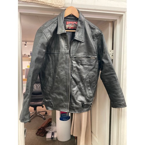 478 - Assorted leather bikers jackets etc (in various sizes)