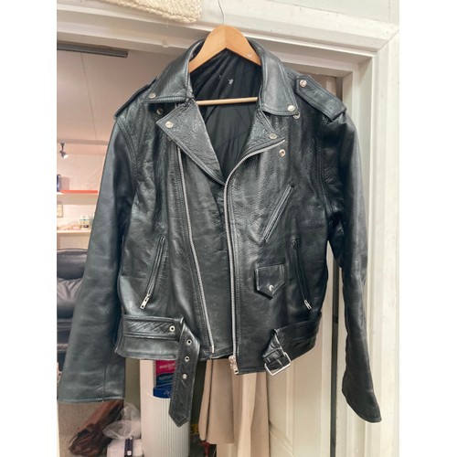 478 - Assorted leather bikers jackets etc (in various sizes)