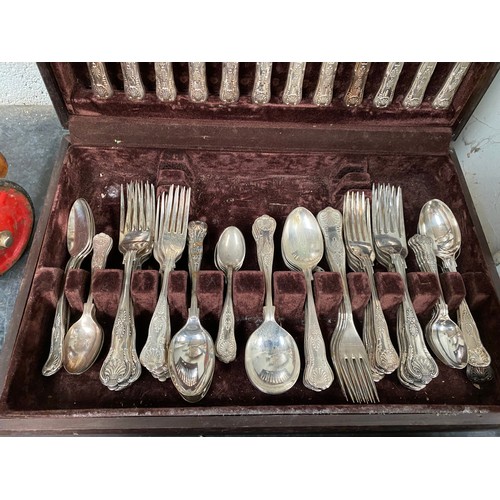 359 - Canteen of 84 piece kings pattern cutlery (various makers)