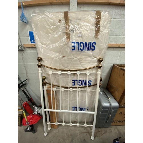 Lot 5         