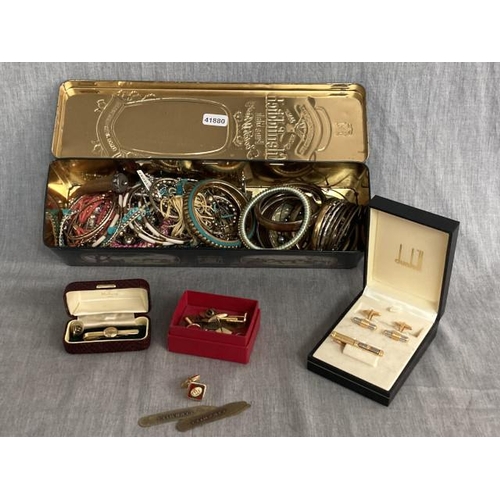 362 - Box of assorted bangles etc, box of studs and collare stiffeners, boxed Mulberry tie pin and one cuf... 