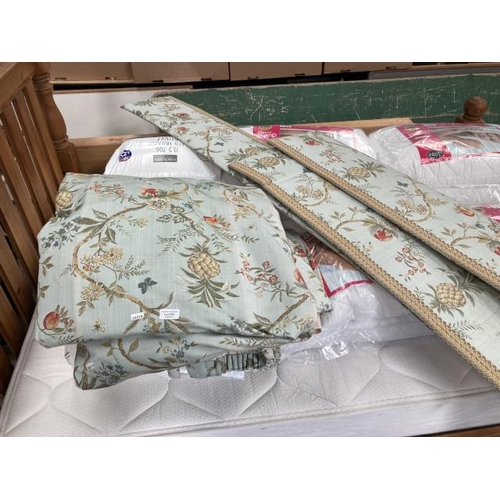 505 - Pair of good quality lined floral brocade type curtains 270cm drop x 480cm wide and a matching pelme... 