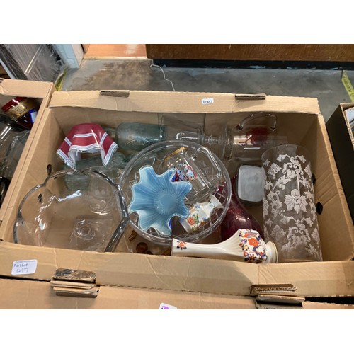 417 - 6 boxes containing vintage glassware, handkerchief vases, cut glass, pressed, Carnival, bottles etc.