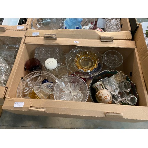 417 - 6 boxes containing vintage glassware, handkerchief vases, cut glass, pressed, Carnival, bottles etc.