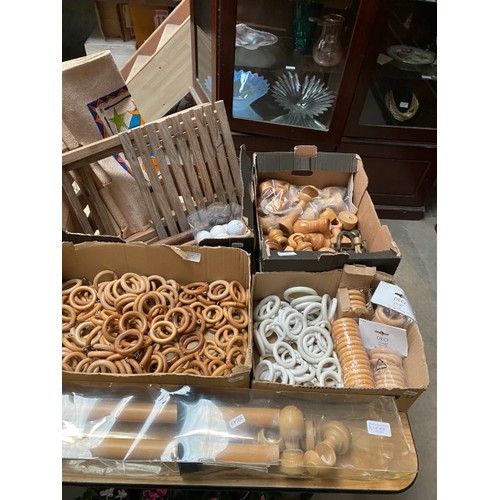 408 - Qty of silk flowers, picture frames, scatter cushions, planters, making memories wall clock, Jonelle... 