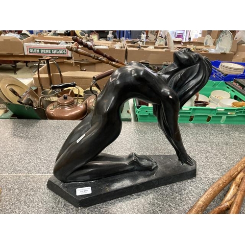 200 - Art Deco style figurine 39H