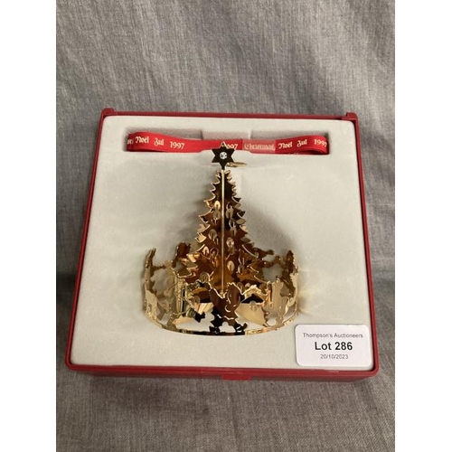 286 - Boxed Georg Jensen 1997 'Finn Naess-Schmidt' Christmas decoration