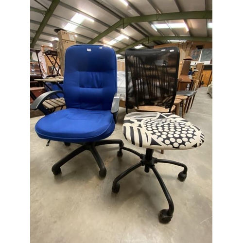 44 - 2 swivel office chairs 38W & 62W