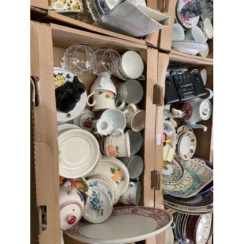 412 - 10 boxes of collectables including blue and white wares, tea wares, Royal Worcester trinket dishes, ... 