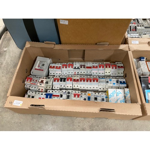 414 - Collection of electrical items (ex shop stock) including interruptor switches,  thermostats, fuse bo... 