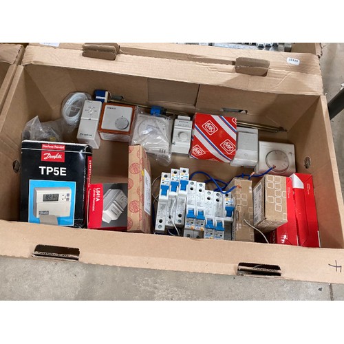 414 - Collection of electrical items (ex shop stock) including interruptor switches,  thermostats, fuse bo... 