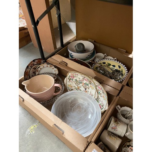 388 - 7 boxes of kitchen wares, part tea sets, cook wares inc. Le Creuset baby pink jug, Salon China tea s... 