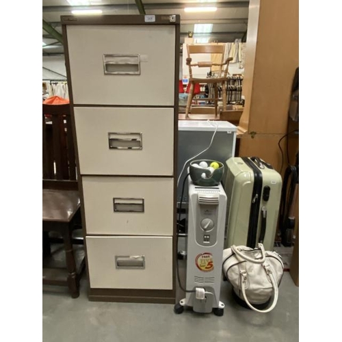 76 - Art Metal 4 drawer filing cabinet (no key) 132H 45W 62D, Beverly Hills Polo Club suitcase, Delonghi ... 