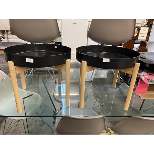 131 - 2 contemporary lamp tables 41H 45cm diameter