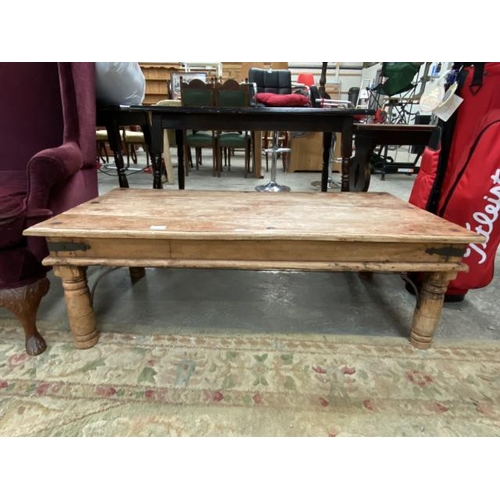 175 - Mexican pine coffee table 40H 121W 60D