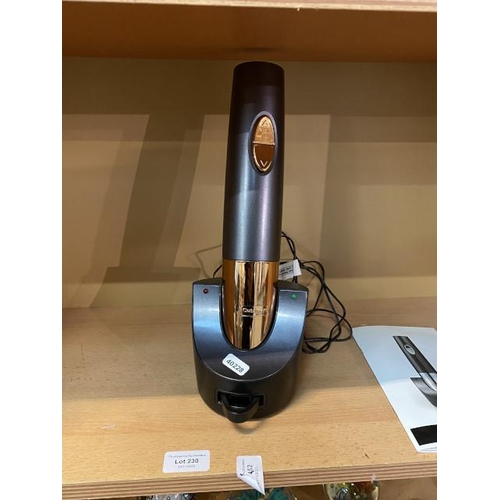 230 - Electric Cuisinart wine opener (model. CW050U)