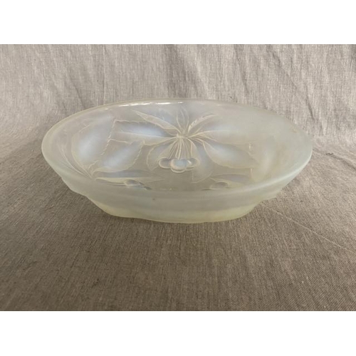 265 - French Art Deco opalescent G Vallon bowl (24cm diameter)