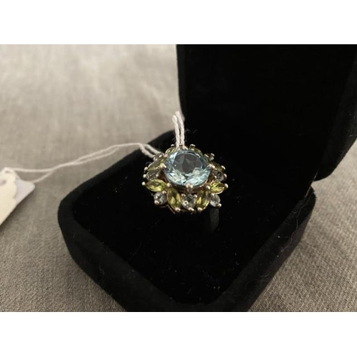 270 - 925 silver blue stone ring (size P)