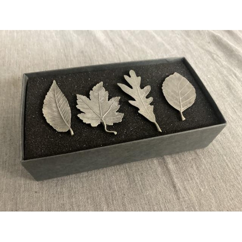 325 - 4 Vilmain & Klinger (USA) pewter leaf napkin rings (boxed)