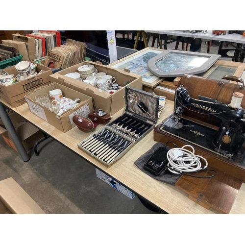 455 - Cased Singer sewing machine J408009 with foot pedal and power lead, cased fish knives & forks, cased... 