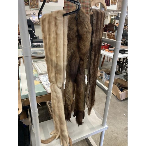 457 - 4 vintage fur stoles