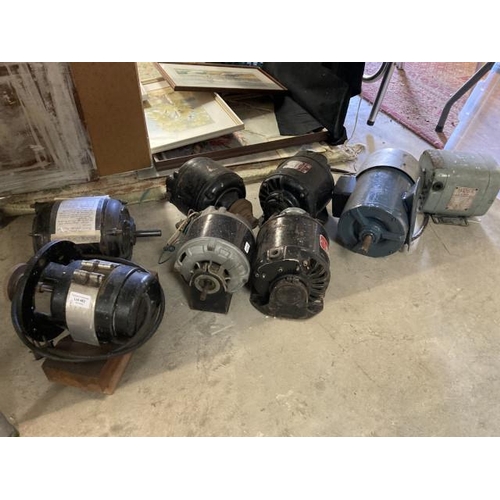 482 - 8 electric motors as found