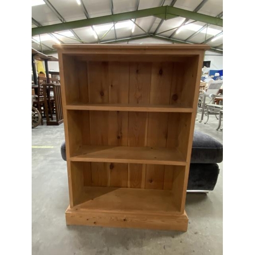 133 - Pine 3 tier bookcase 88H 63W 20D