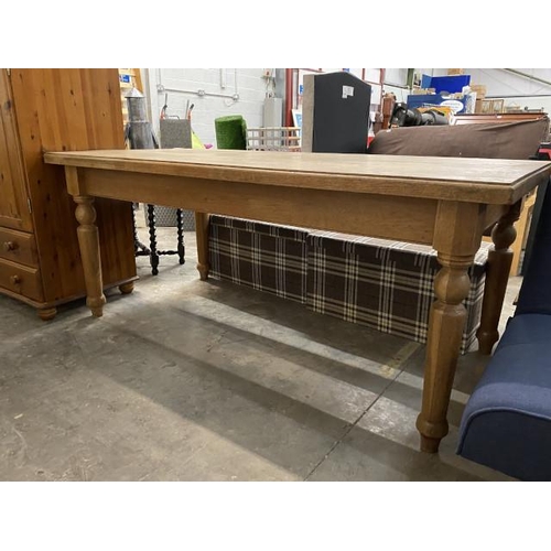 60 - Oak kitchen table 77H 182W 93D