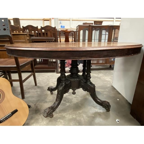 99 - Victorian walnut inlaid oval table 73H 134W 101D