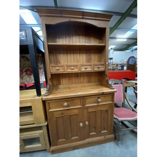 135 - Pine dresser 199H 108W 41D