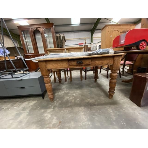 150 - Rustic pine kitchen table 73H 120W 83D