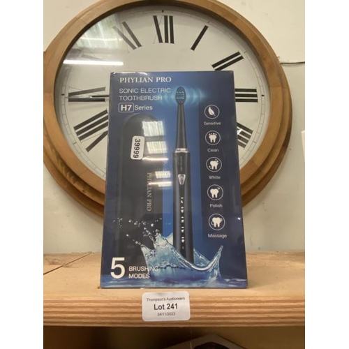 241 - Boxed Phylian Pro sonic electric H7 series toothbrush NEW