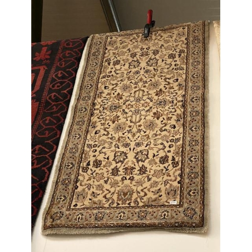 27 - Vintage Hanadir woolen runner 64x128cm