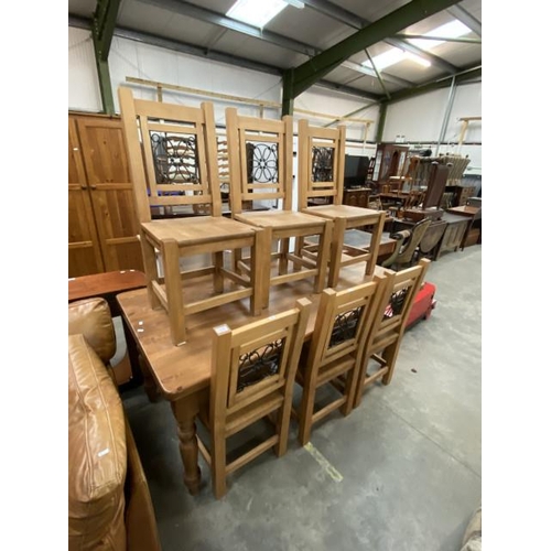 118 - Good quality pine farmhouse table 78H 184W 92D and 6 chairs