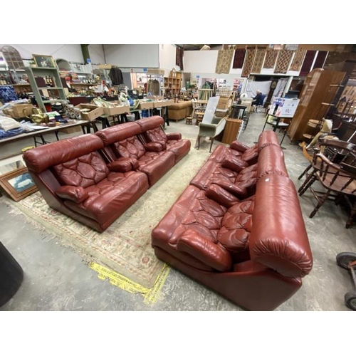 119 - 6 modular mid century red leather “Tetrad” individual chairs 78H 82W 100D (slight wear to the leathe... 