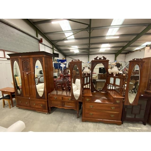 127 - Victorian mahogany triple wardrobe 208H 150W 52D, matching washstand 89H 103W 43D (requires marble t... 