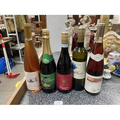 212 - 5 75cl bottles wine: Alsace Clos Saint Imer Gewurztraminer, Cabernet d'Anjou, Albastrele  Blanc de C... 