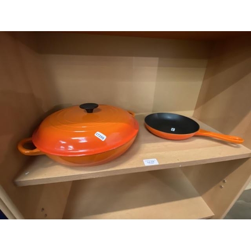 234 - 2 pieces of Le Creuset 