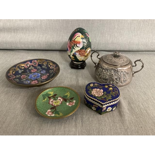 322 - 4 pieces of cloisonne & white metal two handled sugar bowl 245g