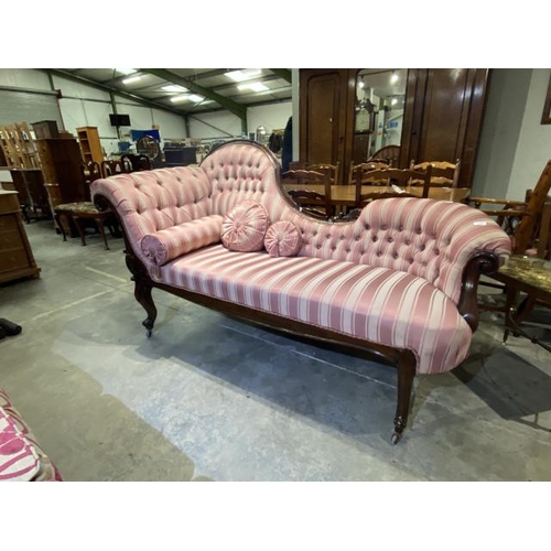 74 - Victorian mahogany Chaise Longue 205W