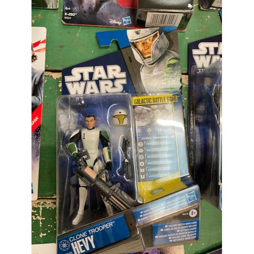 184 - 22 boxed and sealed Hasbro Star Wars figures including CW38 Clone Commander JET, CW53 PLO KOON, CW19... 