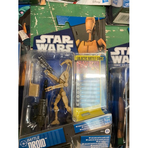 184 - 22 boxed and sealed Hasbro Star Wars figures including CW38 Clone Commander JET, CW53 PLO KOON, CW19... 