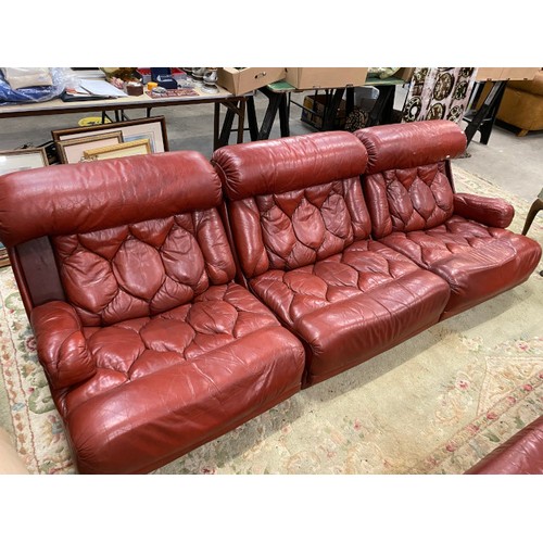 119 - 6 modular mid century red leather “Tetrad” individual chairs 78H 82W 100D (slight wear to the leathe... 