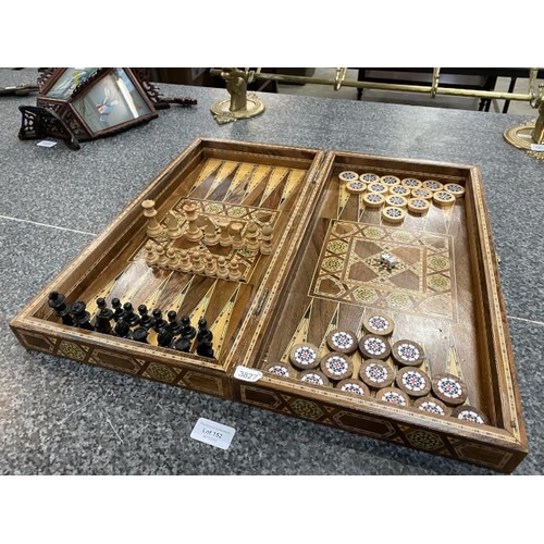 152 - Inlaid backgammon & chess set