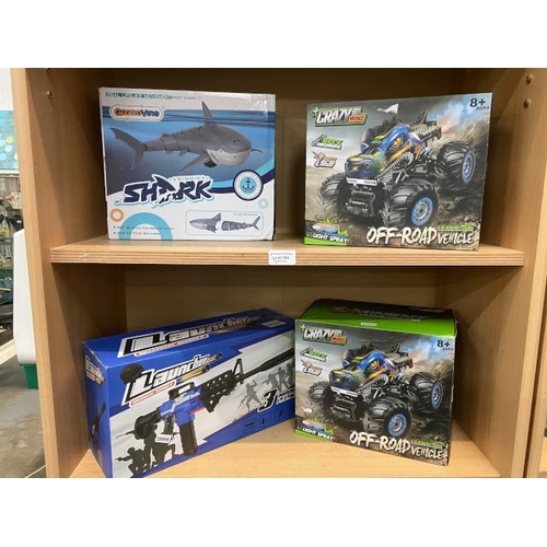 164 - 2 boxed Crazy Go Off Road Vehicles 8+ years, Gizmo Vine swimming shark & Launcher quick shot 6+ year... 